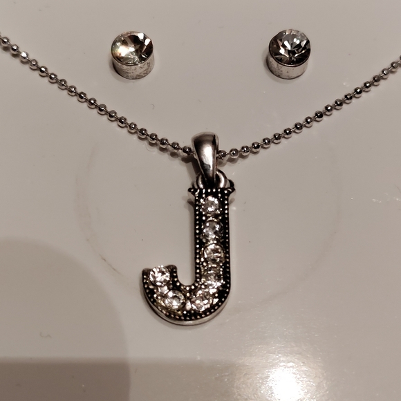 Genuine Crystal 18" Pendant & earring Set letter J pendant new in box - Picture 1 of 5